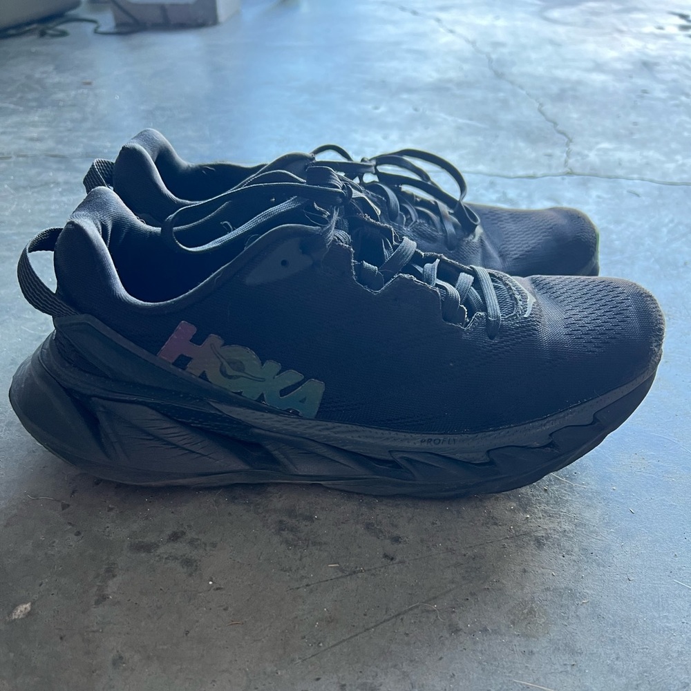 Hoka Elevon 2. Sz 9.5